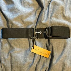 Ellany Black 2” Silver Snaffle Elastic Belt (NWT)